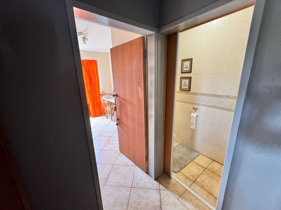 6 Bedroom Property for Sale in Orkney North West